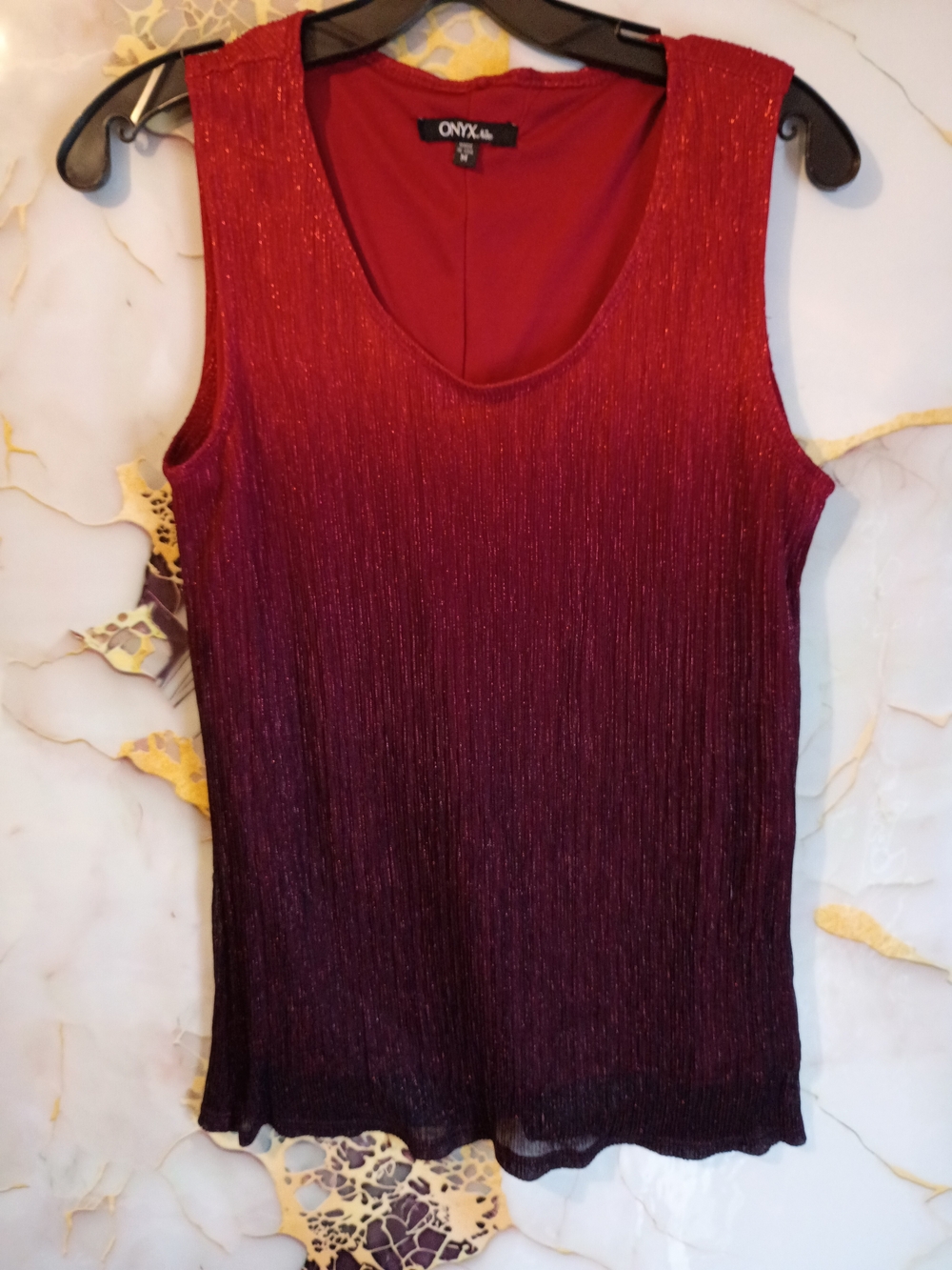 Onyx Red to Deep Red Ombre Glitter Scoop Tank